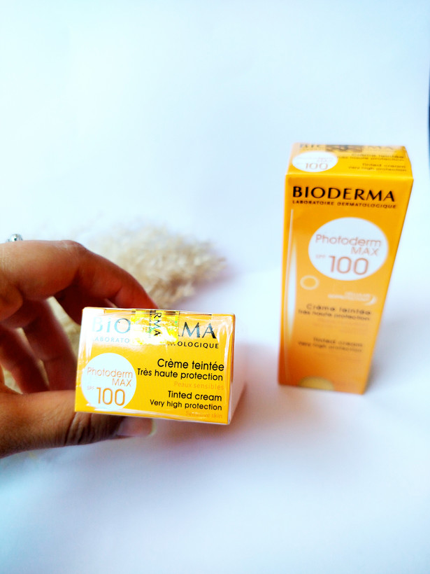 ضد آفتاب رنگی بیودرما spf100 اورجینال